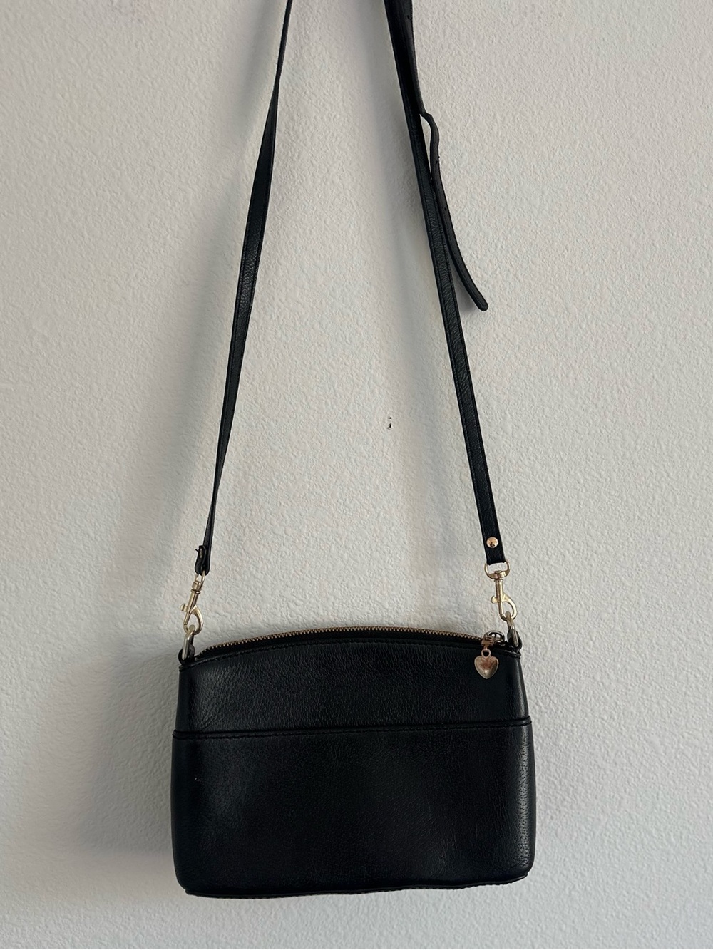 kate spade Millie Grove Street Black Leather Crossbody - Picture 3 of 12